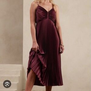 NWT Banana Republic Solaire Pleated Formal Sweetheart Midi Dress Dark Cherry